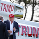 Illustration for article titled Donald Trumps Plan To Give Helicopter Rides To Iowa Kids Is Grounded